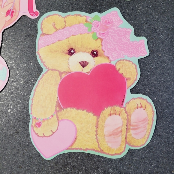 Valentines Cutouts Vintage Eureka with Felt Embellishments Set of 6 - Picture 2 of 13